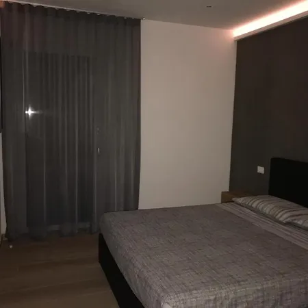 Dimora Aurora Guest house